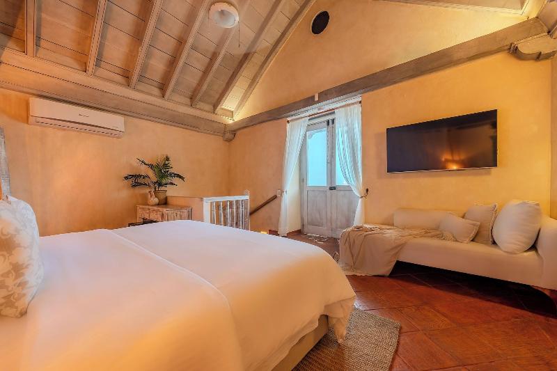 Moet Casa Heredia image