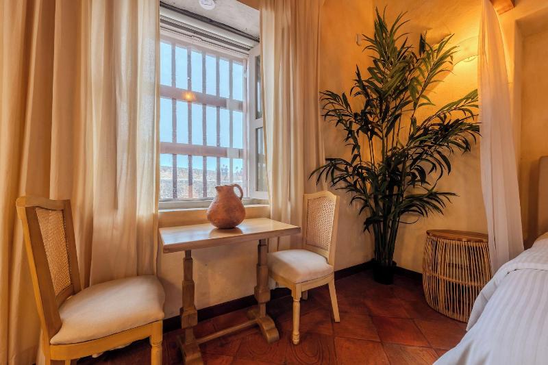 Moet Casa Heredia image