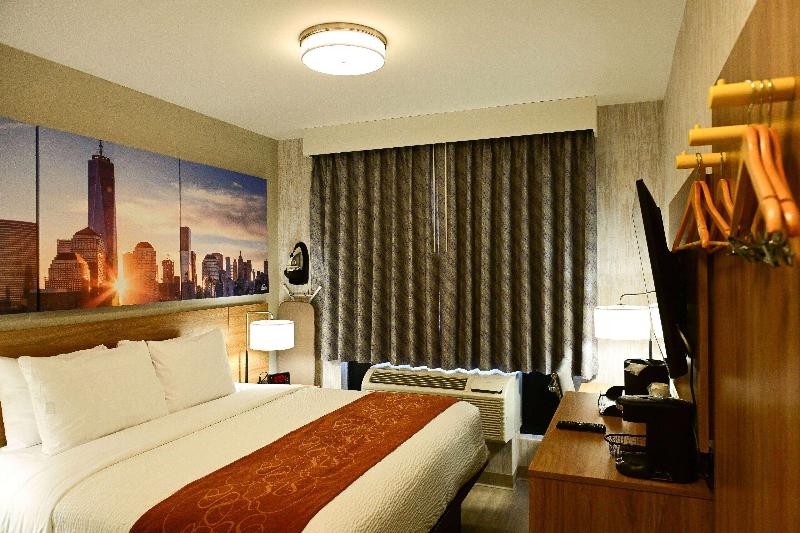 Days Inn by Wyndham Bronx Near Botanical Garden image