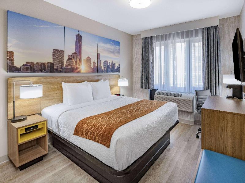 Days Inn by Wyndham Bronx Near Botanical Garden image