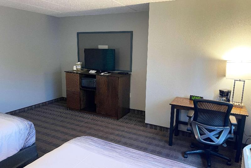 Americinn By Wyndham Ladysmith image