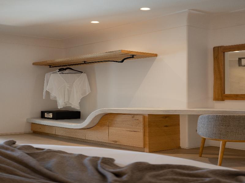 SUITE TWO KING BEDS — photo 10