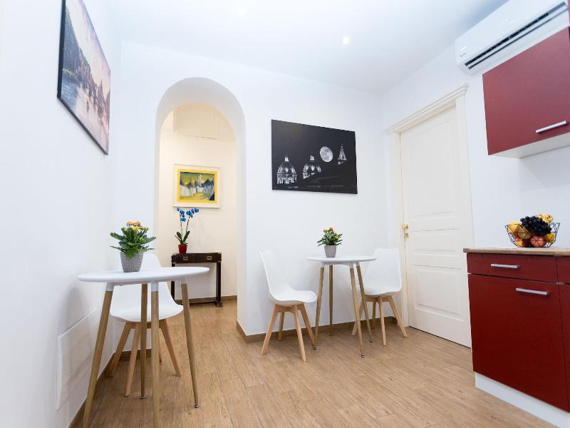 Dreaming In Rome - Vittorio Veneto Guesthouse image