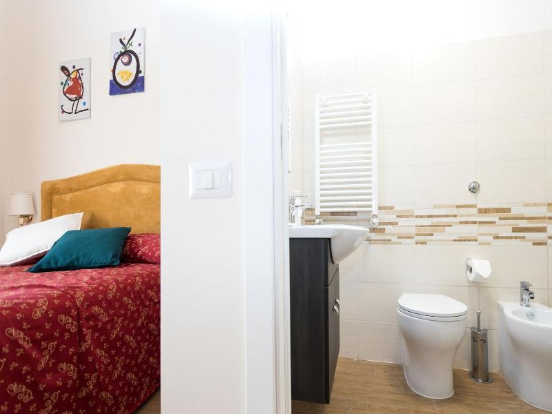 Dreaming In Rome - Vittorio Veneto Guesthouse image