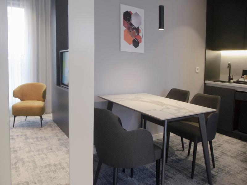 H41 Luxury Suites image