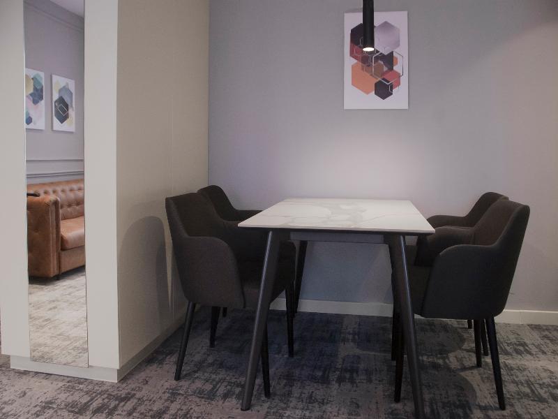 H41 Luxury Suites image