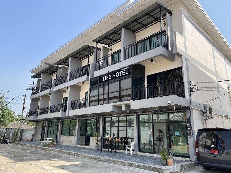Life Hotel Rong Khun - Image 1