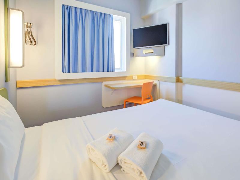 ibis budget Rio de Janeiro Nova America image