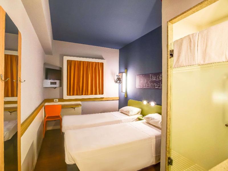 ibis budget Rio de Janeiro Nova America image