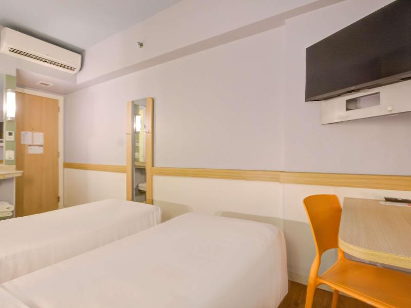 ibis budget Rio de Janeiro Nova America image