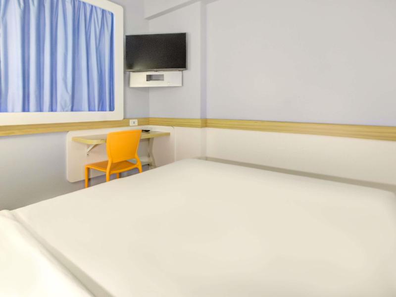 ibis budget Rio de Janeiro Nova America image