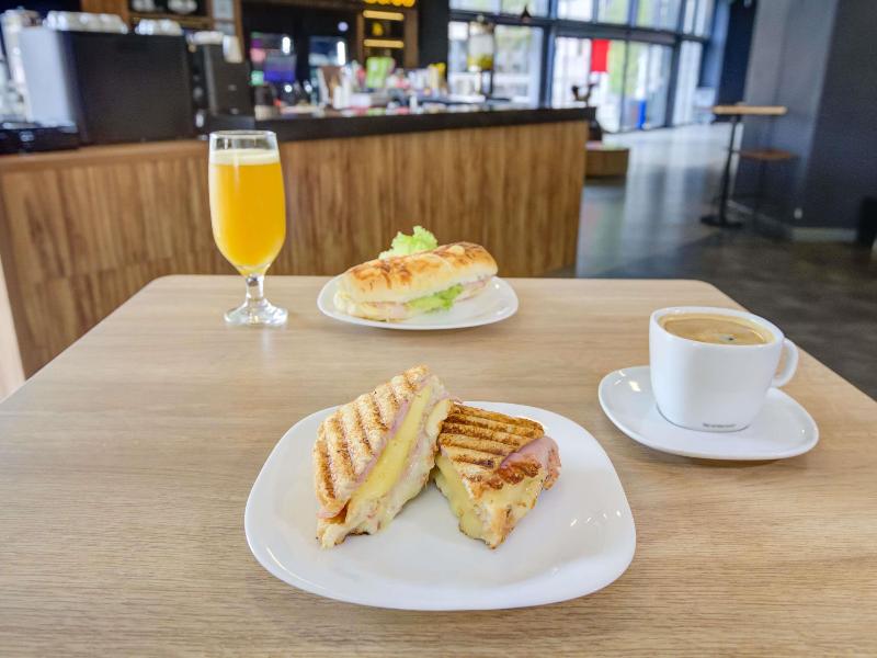 ibis budget Rio de Janeiro Nova America image