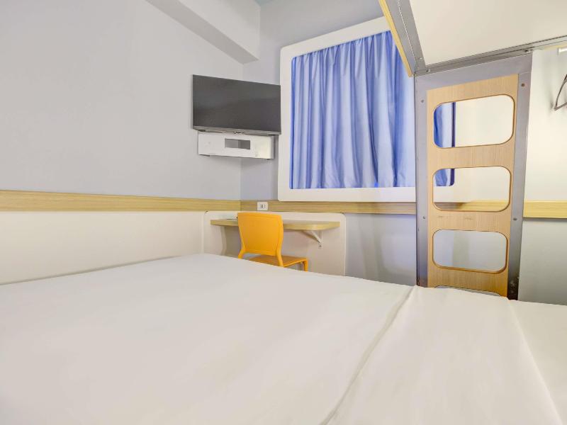ibis budget Rio de Janeiro Nova America image