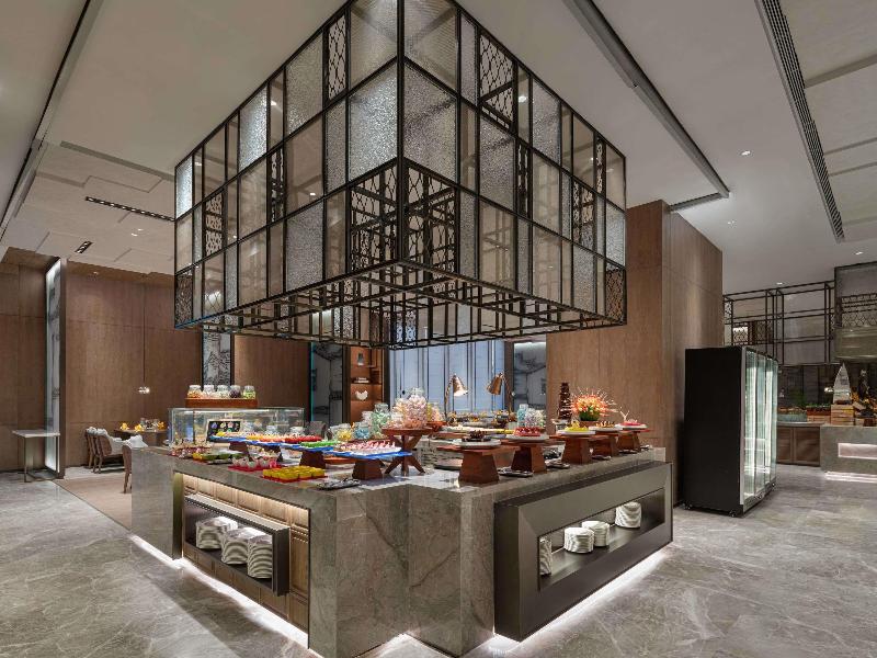 Pullman Huai'an Falcon image