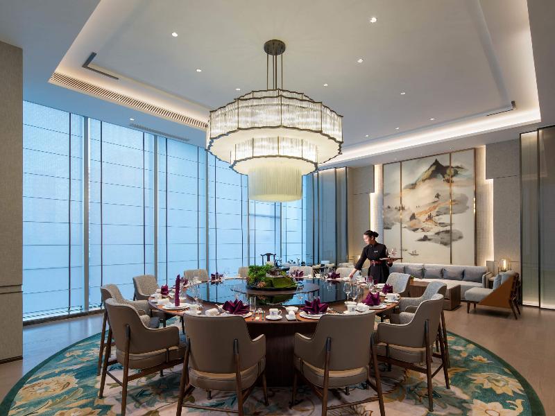 Pullman Huai'an Falcon image