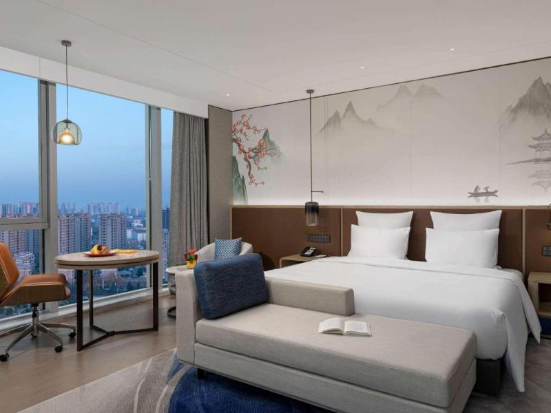 Pullman Huai'an Falcon image