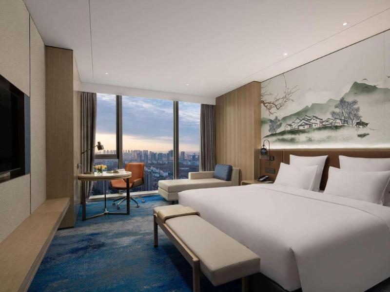 Pullman Huai'an Falcon image
