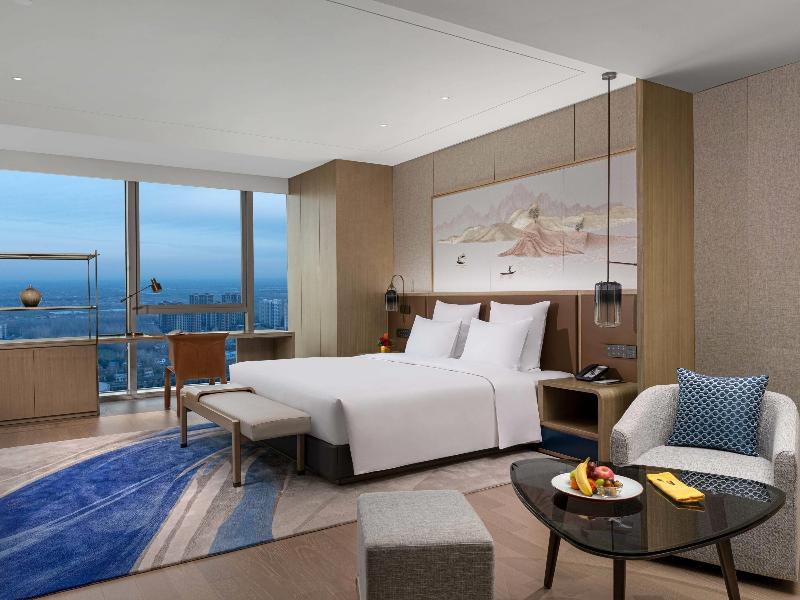 Pullman Huai'an Falcon image