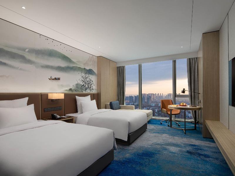 Pullman Huai'an Falcon image