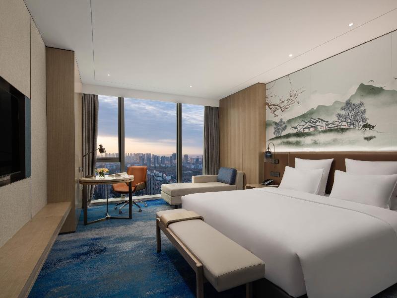 Pullman Huai'an Falcon image