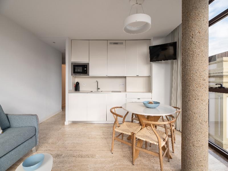 Apartamentos Suites The Way image