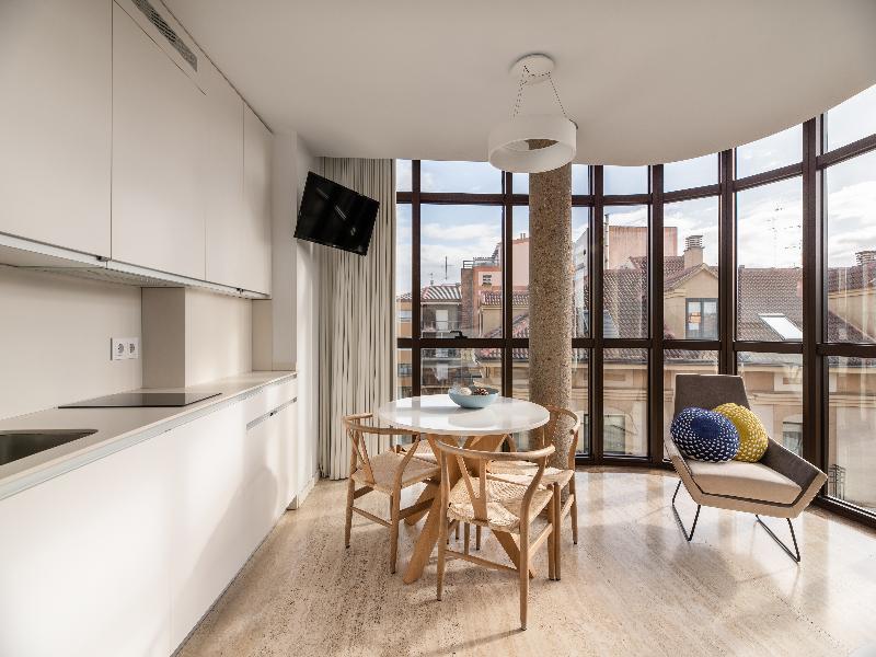 Apartamentos Suites The Way image