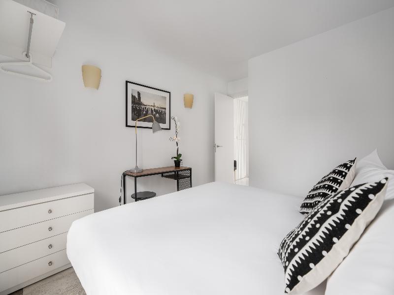 Apartamentos Suites The Way image