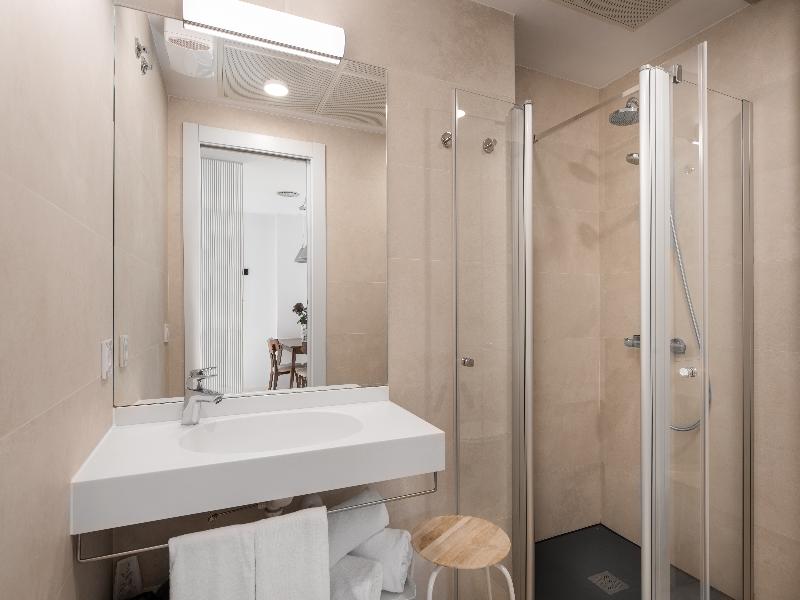 Apartamentos Suites The Way image