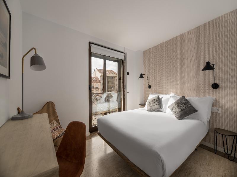 Apartamentos Suites The Way image