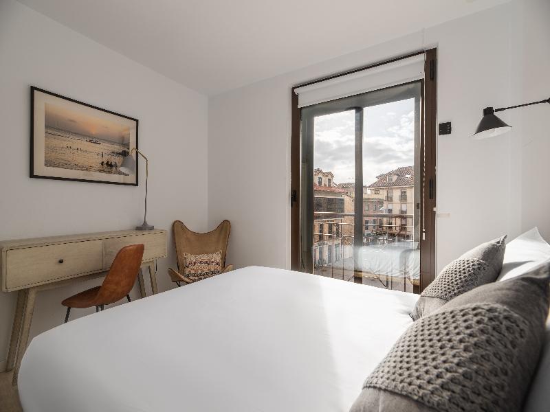 Apartamentos Suites The Way image