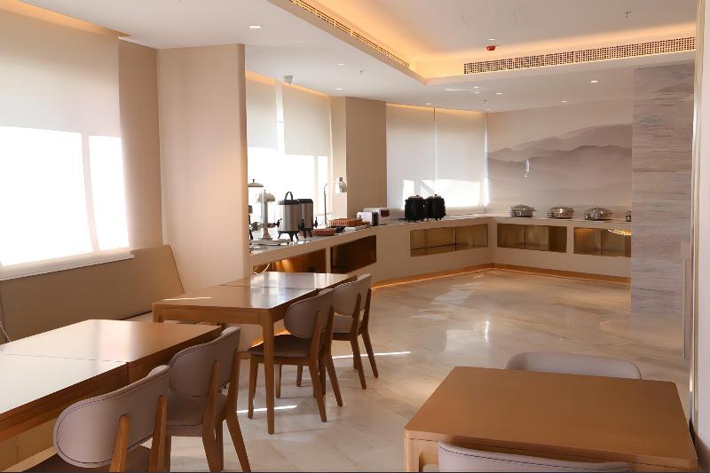 Ji Hotel Shigatse Qingdao Road image