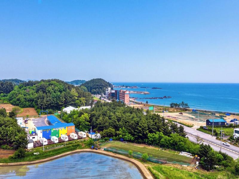 Goseong Jjun Camping Pension