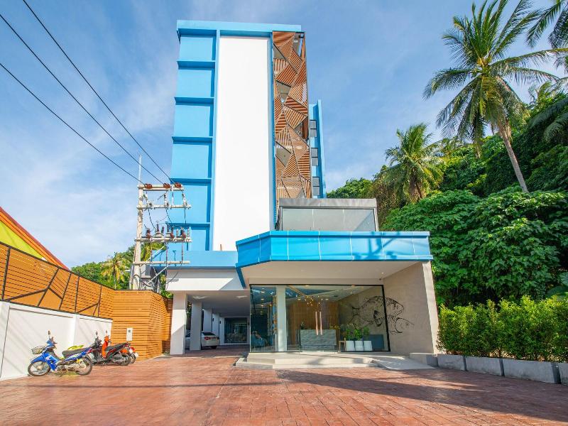 Golden Paradise Hotel image