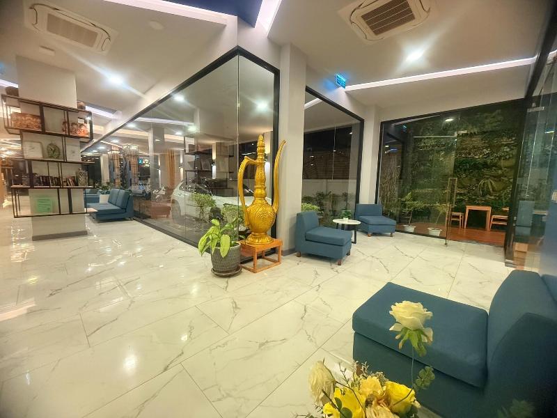 Golden Paradise Hotel image