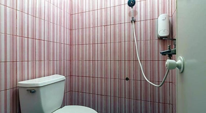 Reddoorz Near Pondok Indah Water Park image