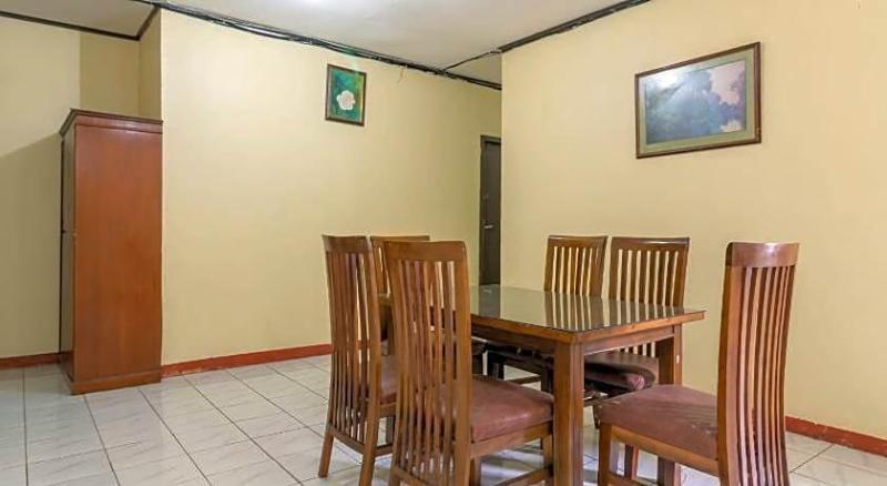 Reddoorz Near Pondok Indah Water Park image