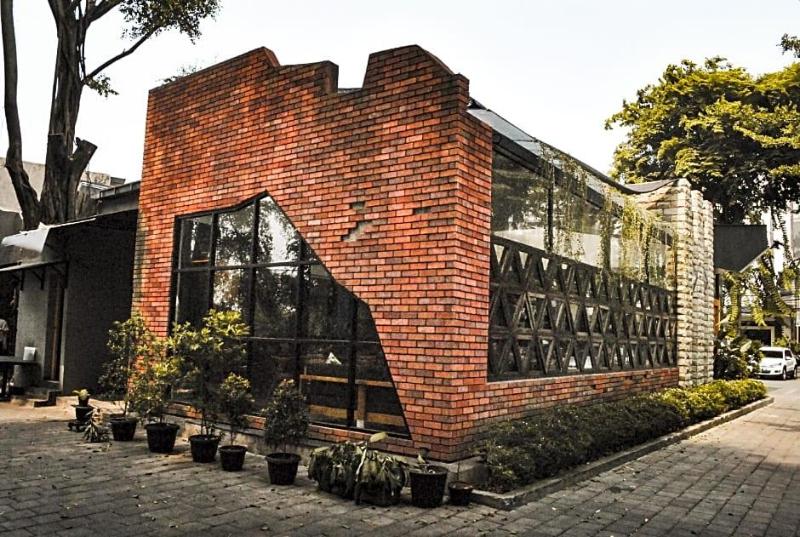 Reddoorz Near Pondok Indah Water Park image