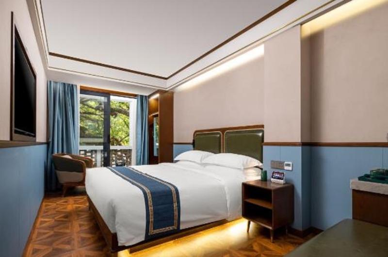 Nostalgia S Hotel (Hangzhou West Lake) — exterior view
