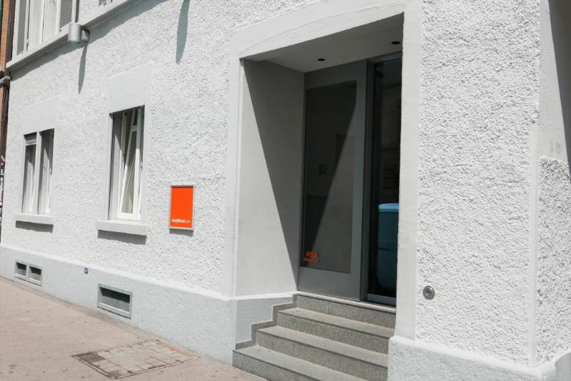 Easyhotel Zurich City Centre image