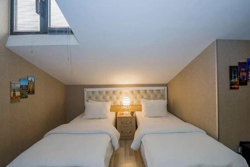 Mardy Hotel image