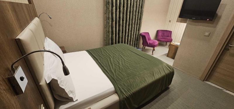 Mardy Hotel image