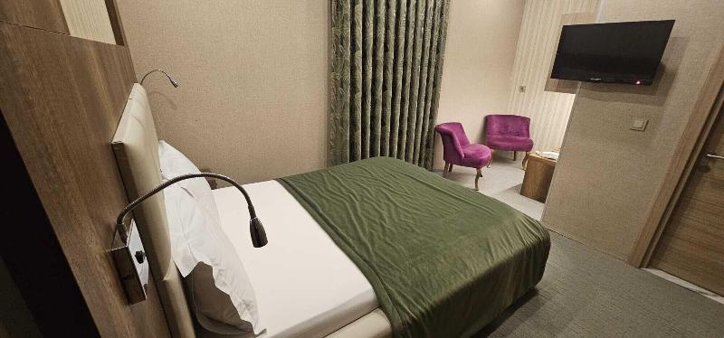 Mardy Hotel image