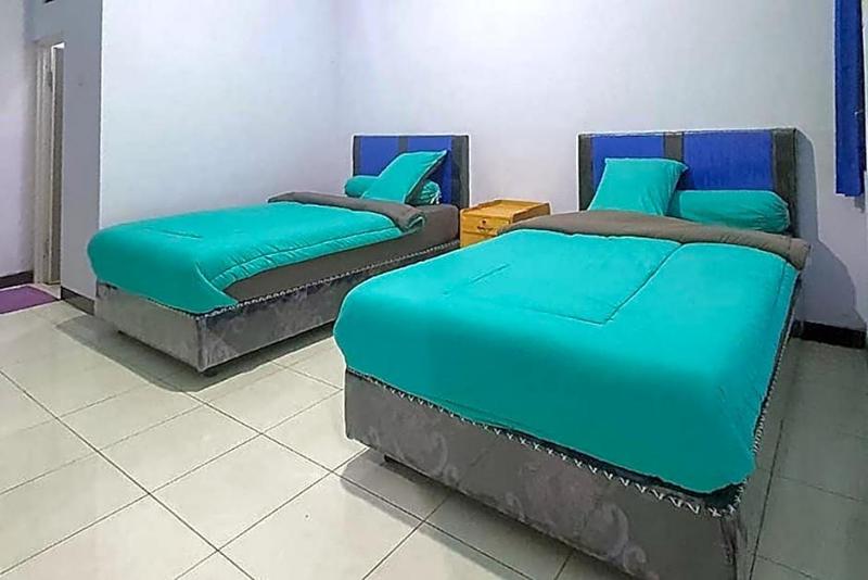 Angrumba Family Homestay Near Rsud Caruban image