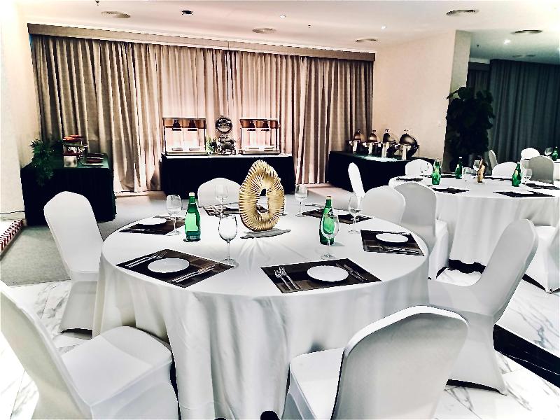 Vogo Grand Hotel image