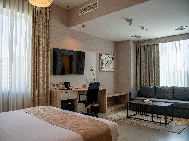 Vogo Grand Hotel image