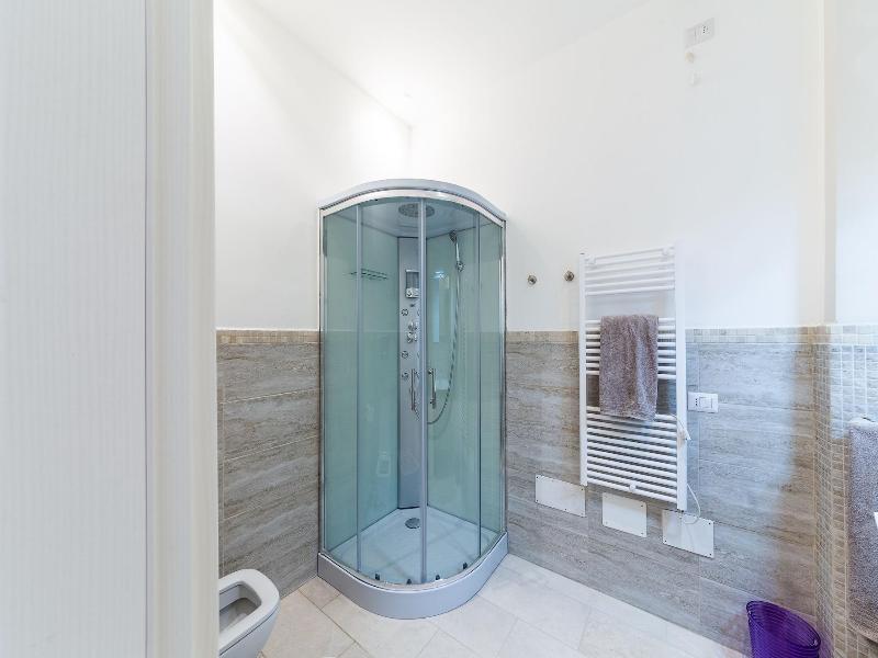 La Promenade Rooms & Suites image