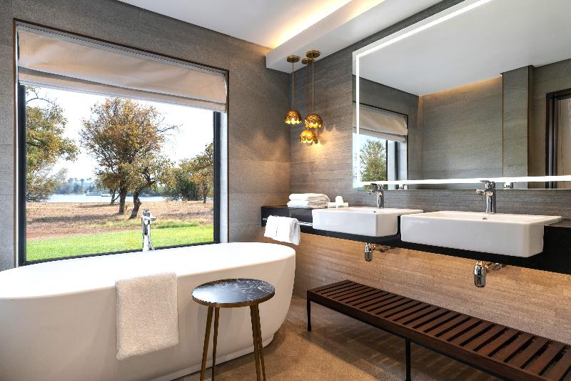 Radisson Blu Mosi-oa-tunya Livingstone Resort image