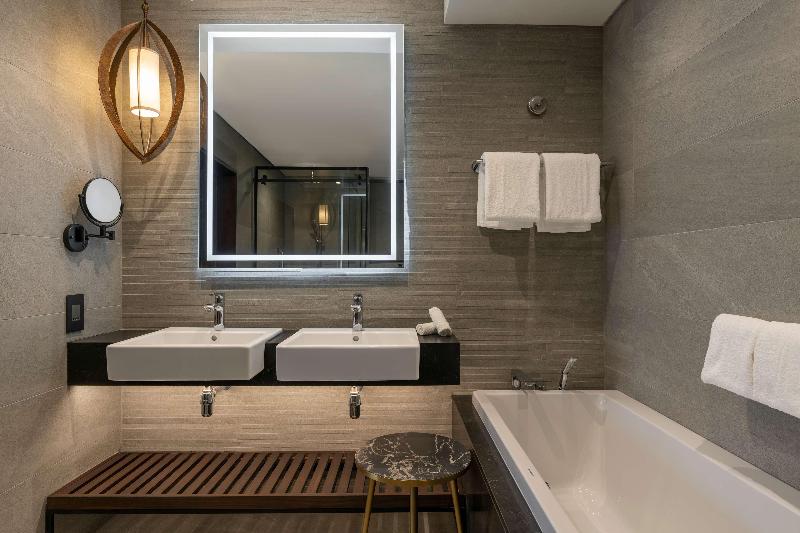 Radisson Blu Mosi-oa-tunya Livingstone Resort image