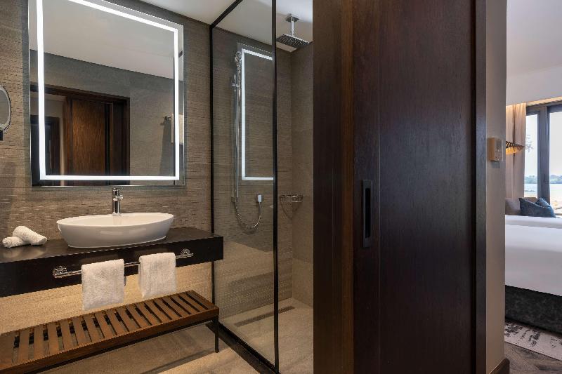 Radisson Blu Mosi-oa-tunya Livingstone Resort image