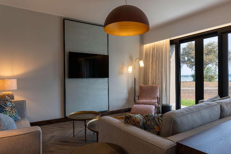 Radisson Blu Mosi-oa-tunya Livingstone Resort image